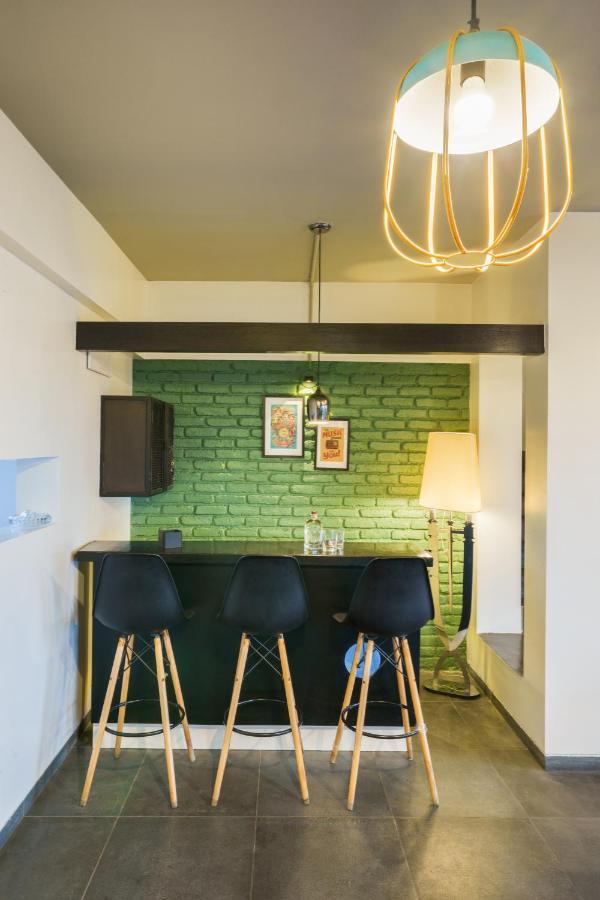 Grey Stone - Lakefront Penthouse Family Rooms Kolhapur Exterior foto